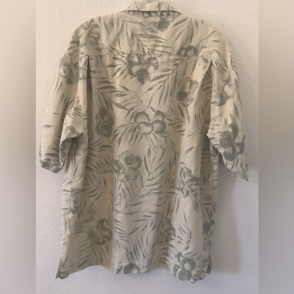 Tommy Bahama Shirt, Short Sleeve, Button Up Suze Large men - Picture 5 of 11
